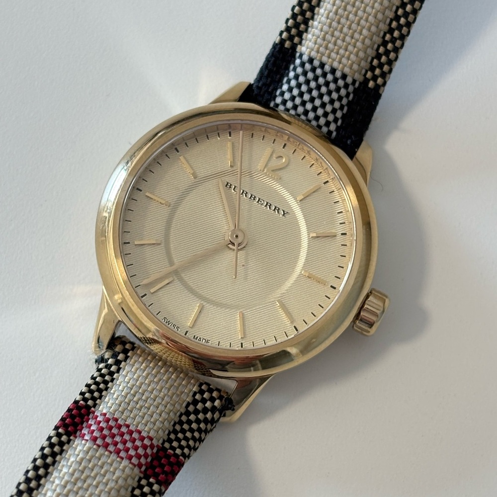 Burberry Women’s Swiss Honey Check Watch BU10201 - Picture 6 of 7